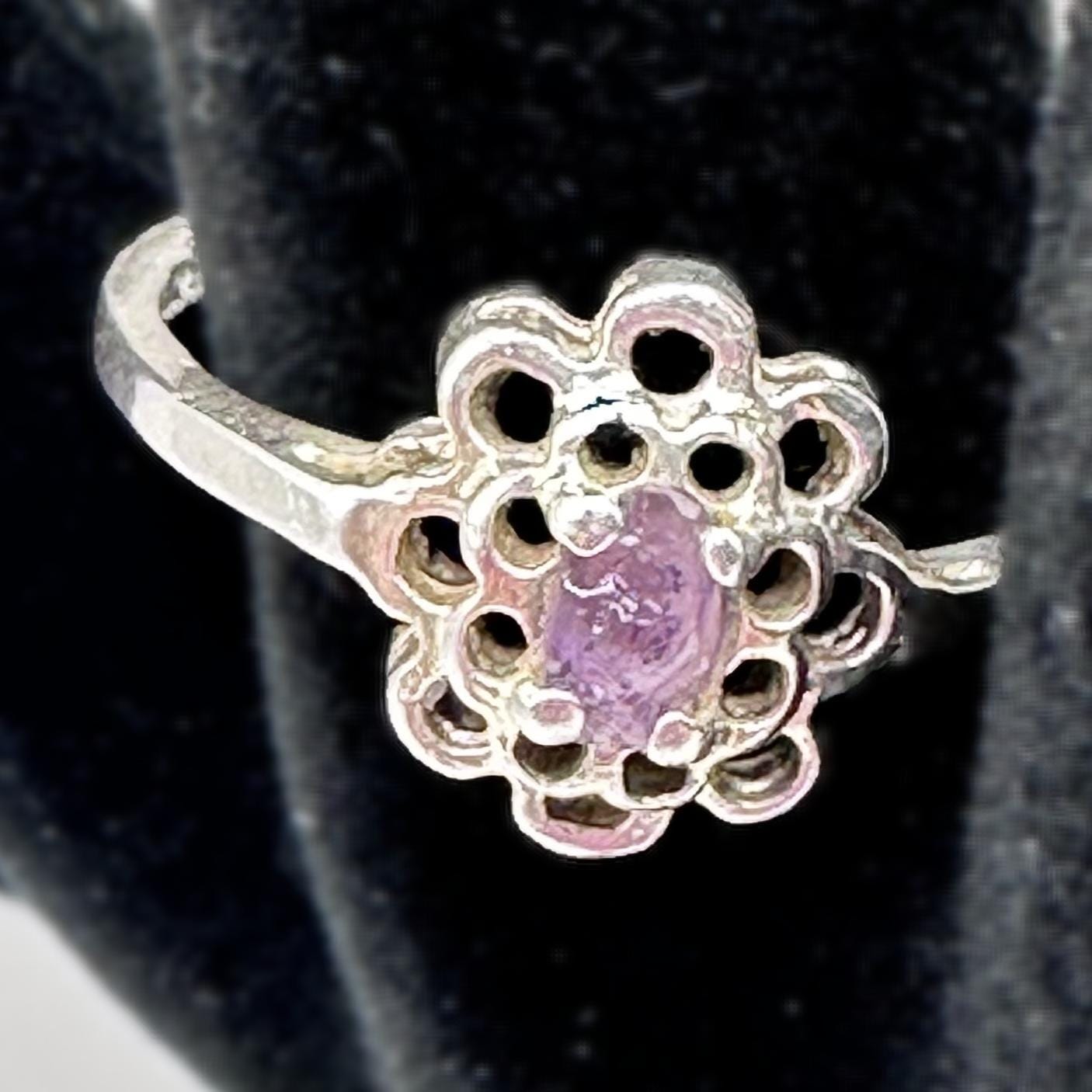 Floral Style Sterling Silver Ring with Amethyst Size 9.25