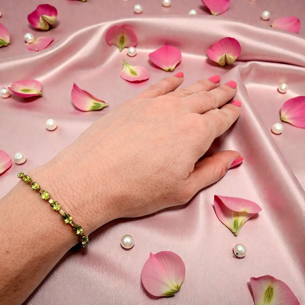 Solid 10K Yellow Gold Bracelet with Oval Cut Lab-Created Peridot 7.5 Inches