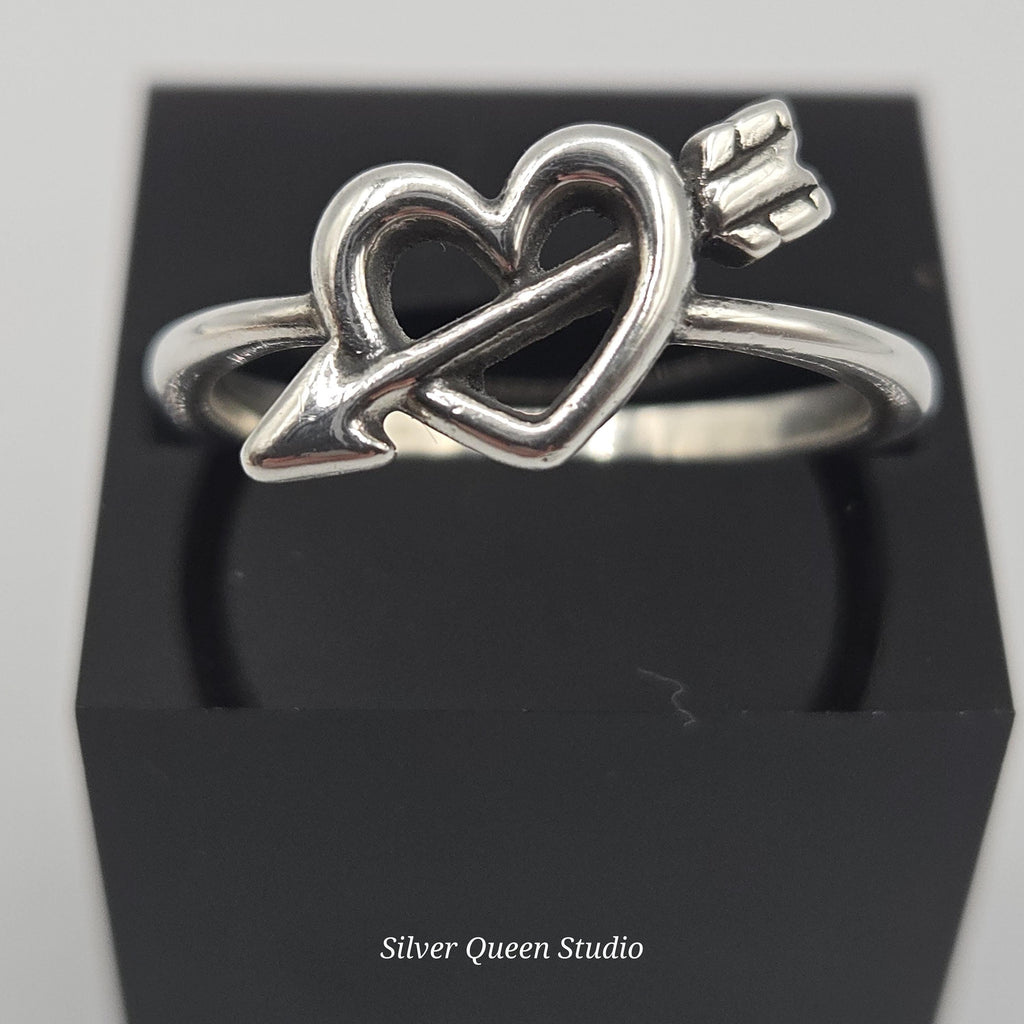 James Avery Love’s Arrow Heart Ring, Sterling Silver, Size 7.5