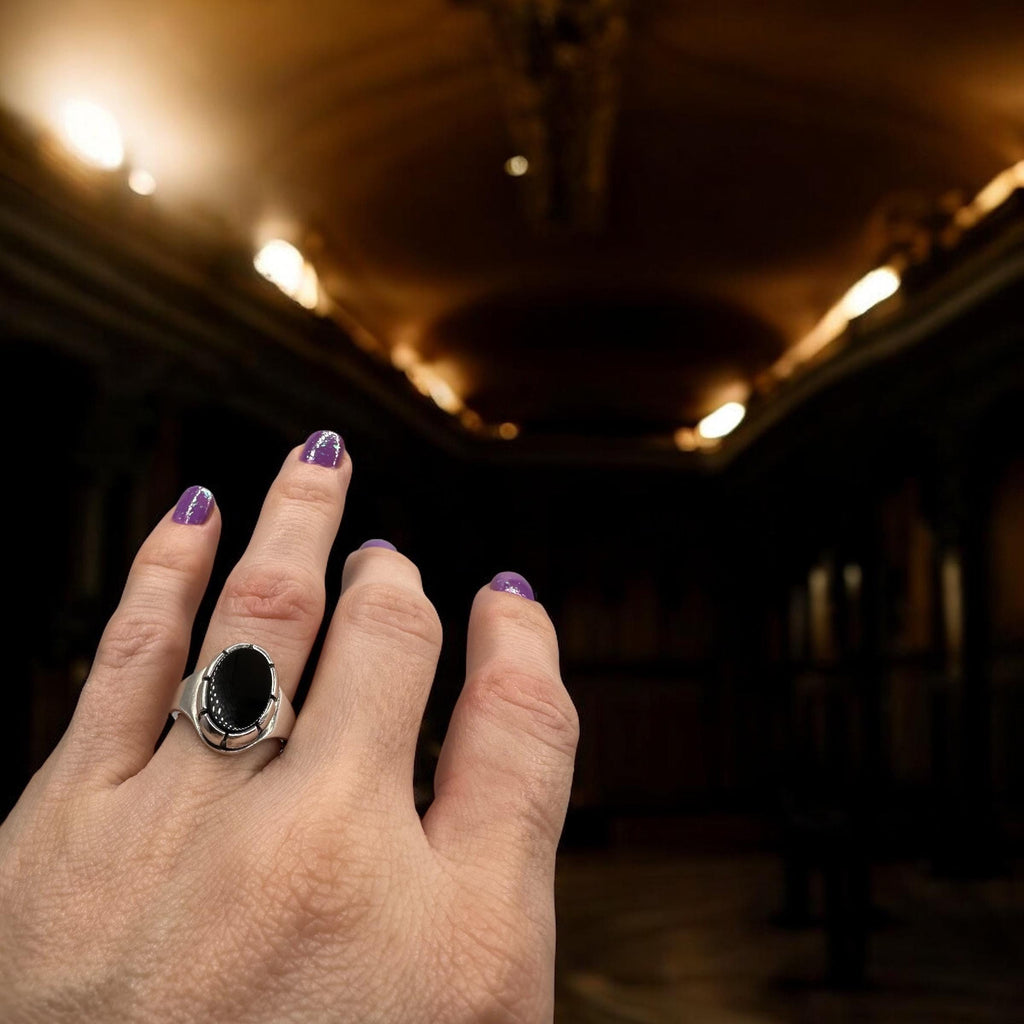 James Avery Oval Black Onyx Ring, Sterling Silver, Size 6.75 RETIRED