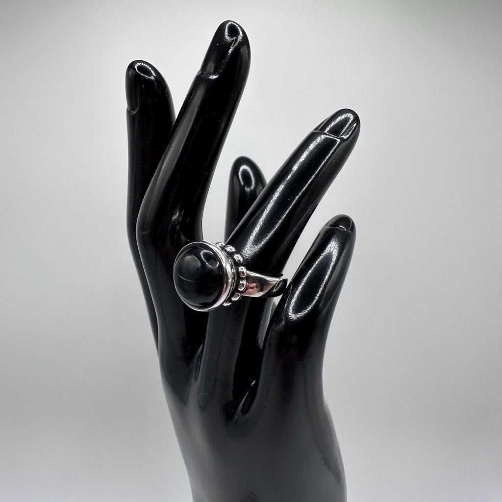 James Avery Sterling Silver and Black Onyx Ring Size 6.25 Retired