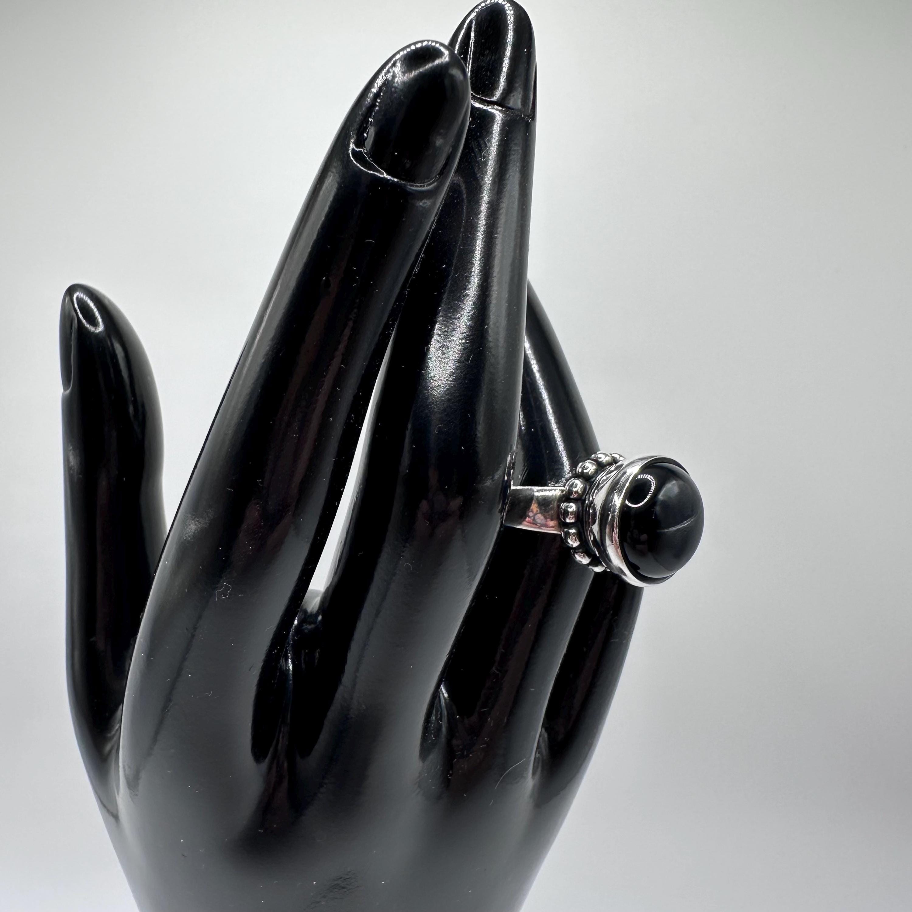 James Avery Sterling Silver and Black Onyx Ring Size 6.25 Retired