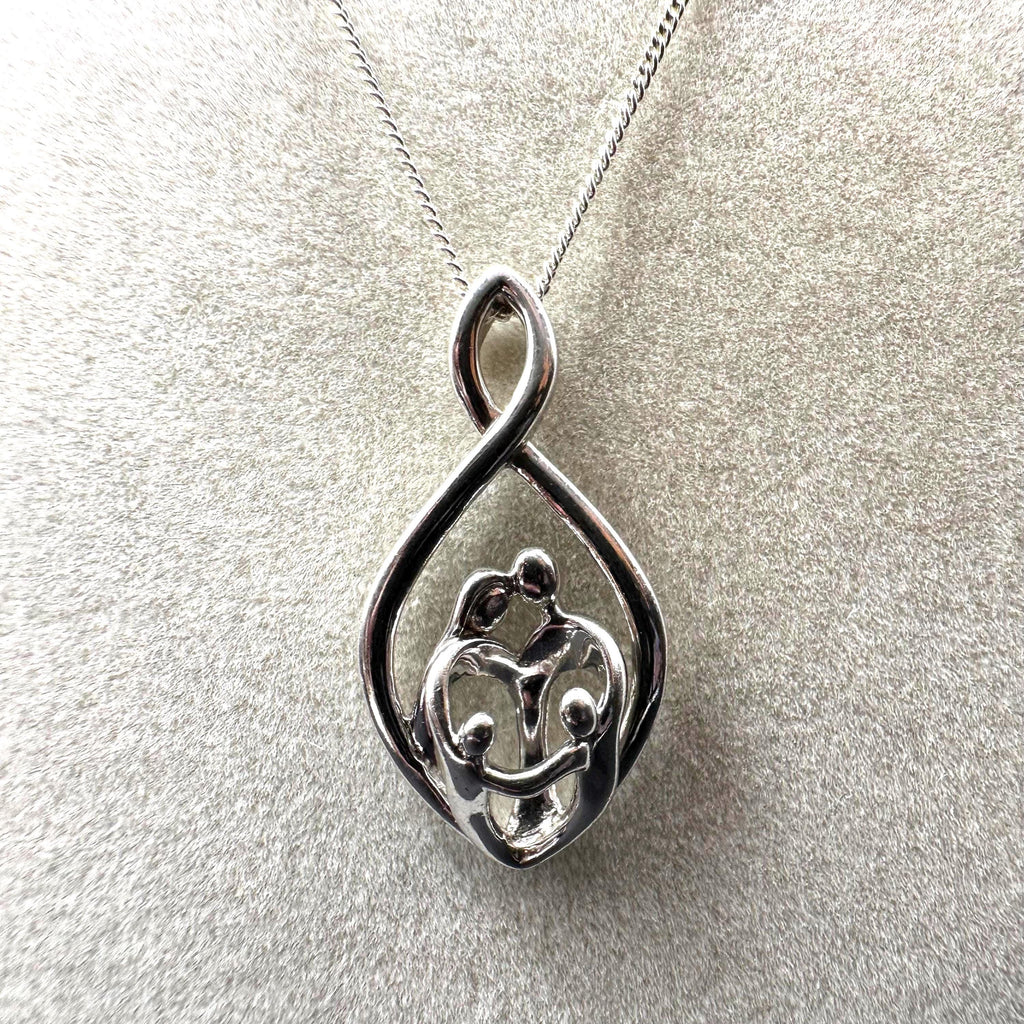 Jane Seymour Infinity Necklace with Parents and Two Children Sterling Silver 19 Inches Length