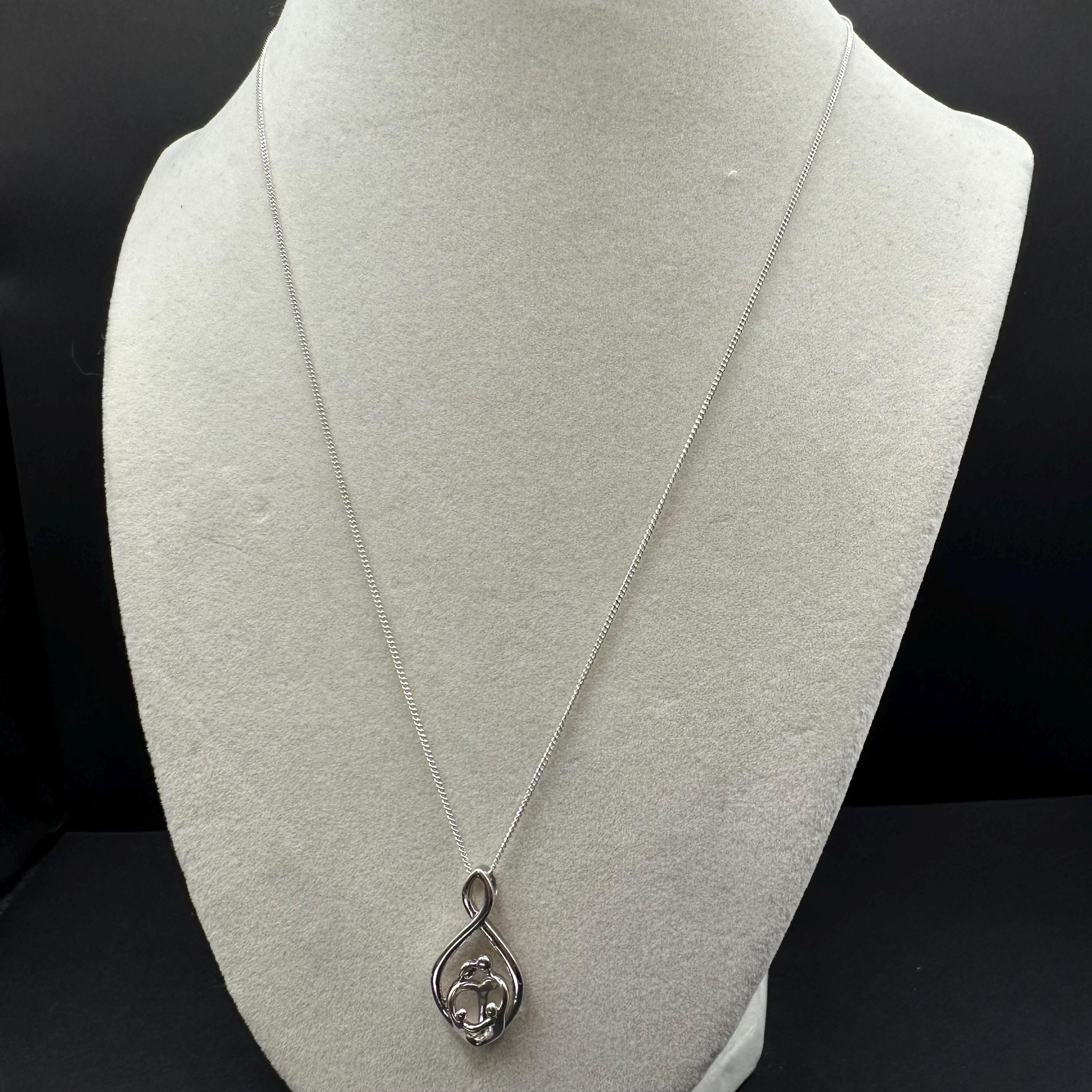 Jane Seymour Infinity Necklace with Parents and Two Children Sterling Silver 19 Inches Length