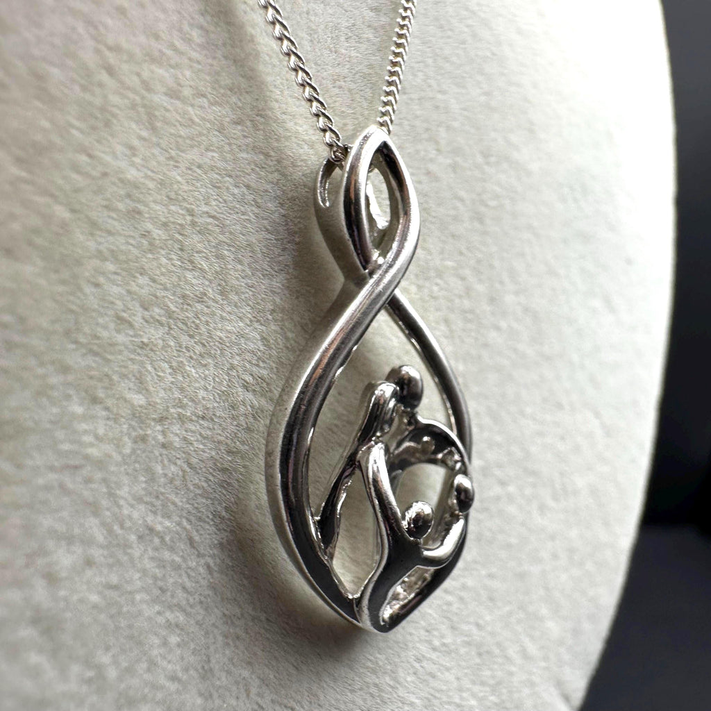 Jane Seymour Infinity Necklace with Parents and Two Children Sterling Silver 19 Inches Length