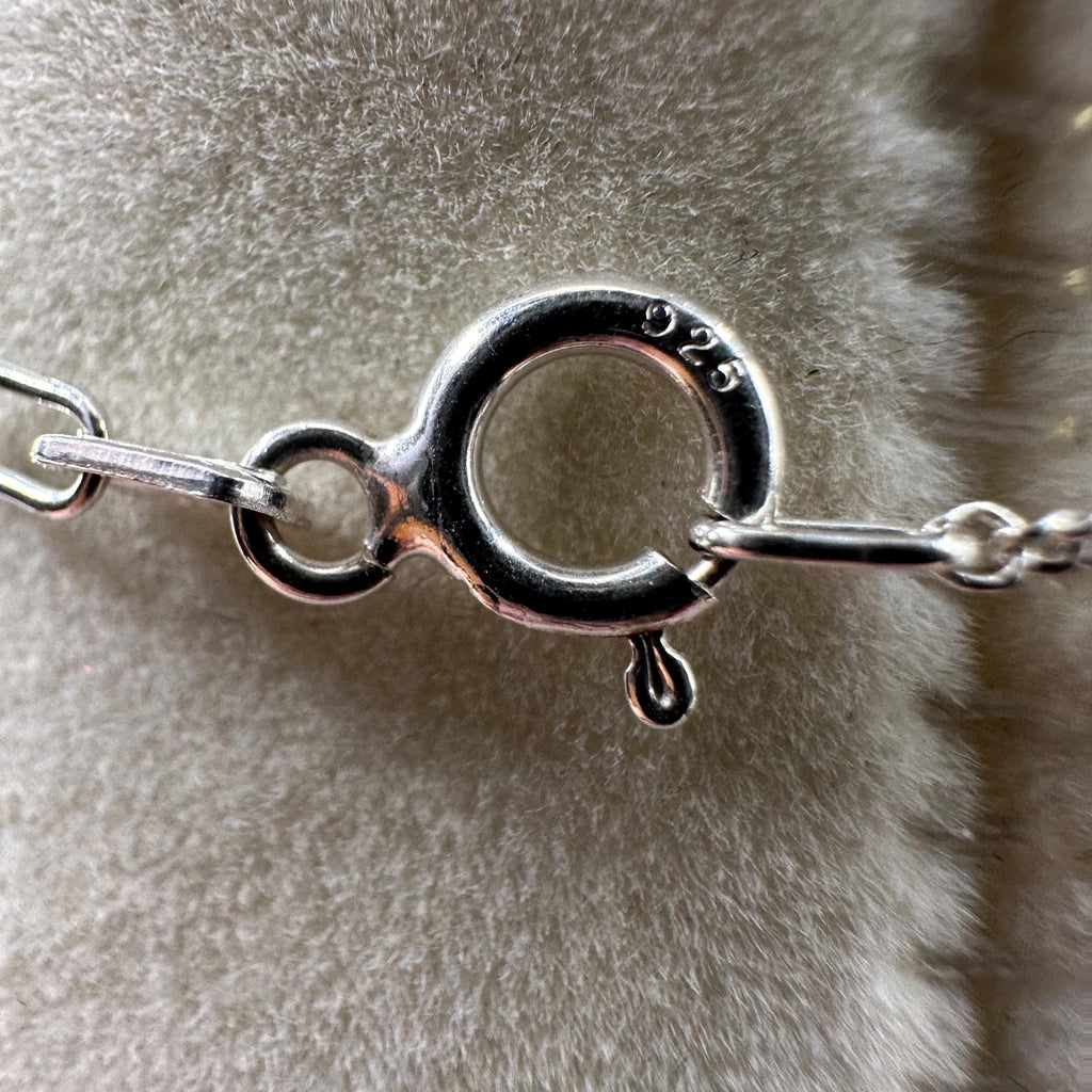 Jane Seymour Infinity Necklace with Parents and Two Children Sterling Silver 19 Inches Length