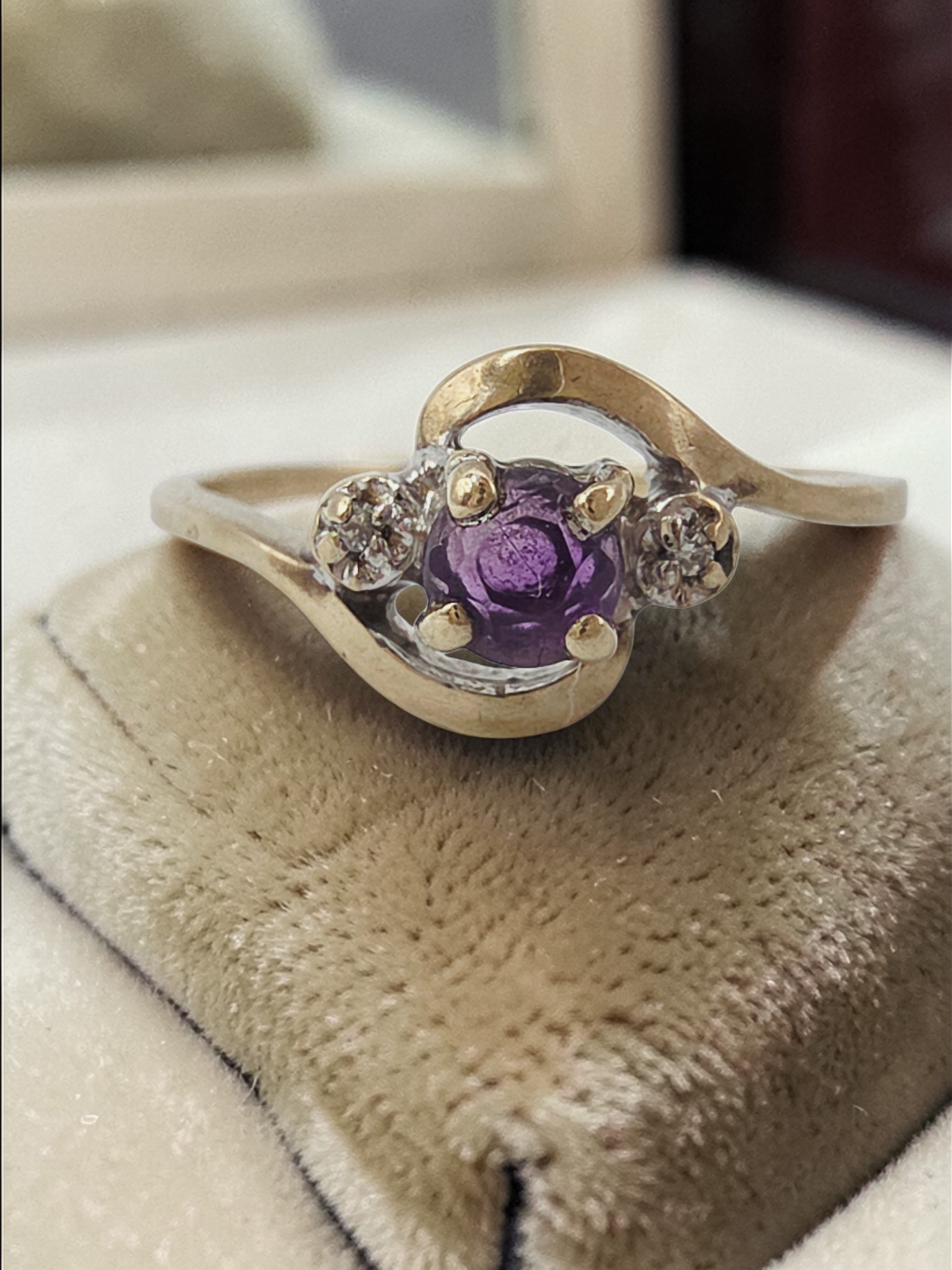 Joseph E. DeMarco solid 10K gold amethyst and diamond ring marked JED size 4.75