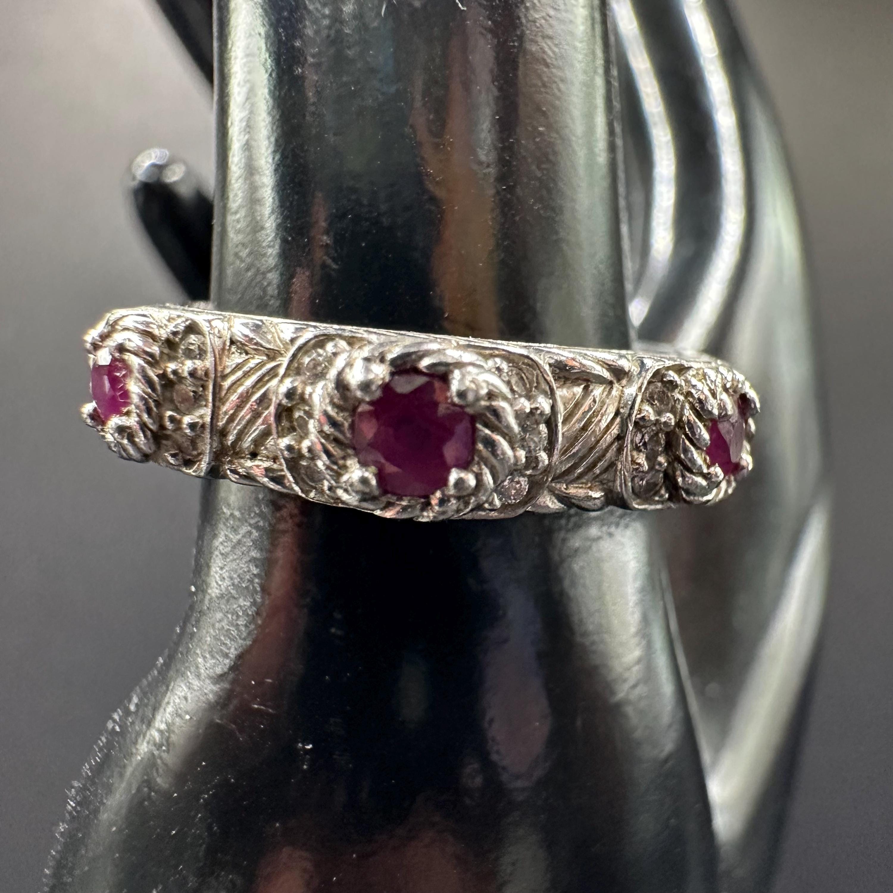 Judith Ripka Sterling Silver 925 Cz Thailand Red Gem Ring Size 7.75