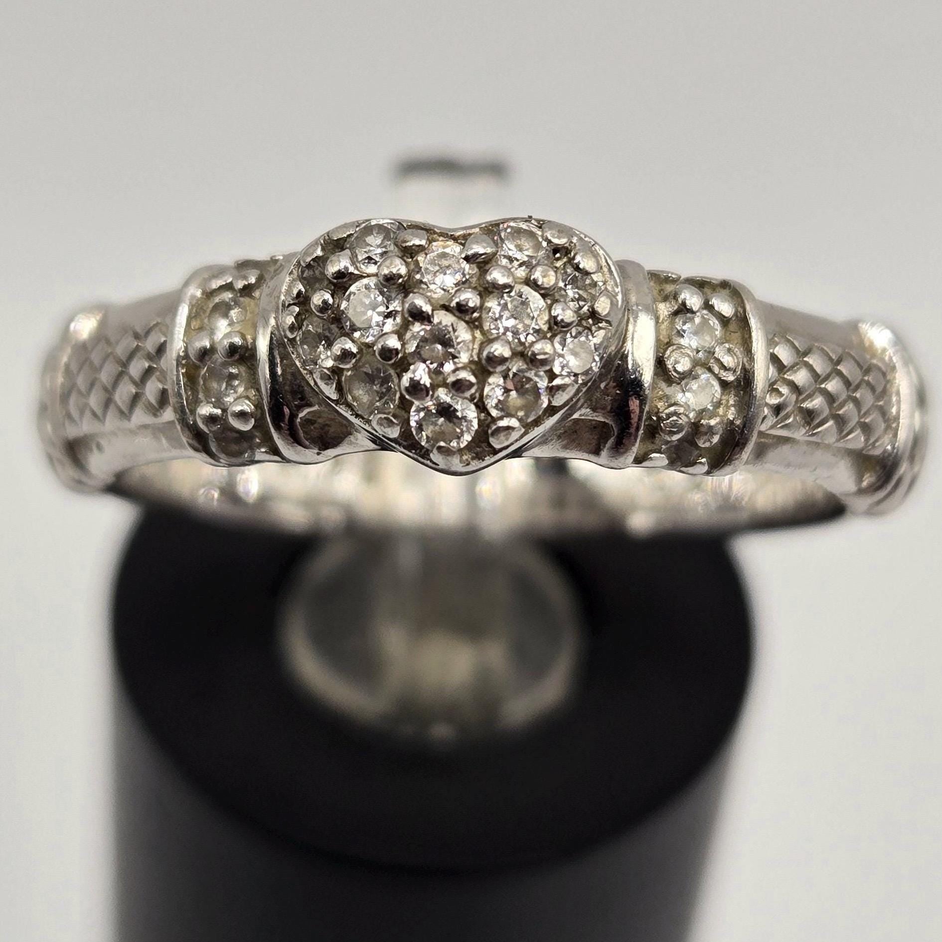 Judith Ripka Sterling Silver CZ Heart Ring Size 9