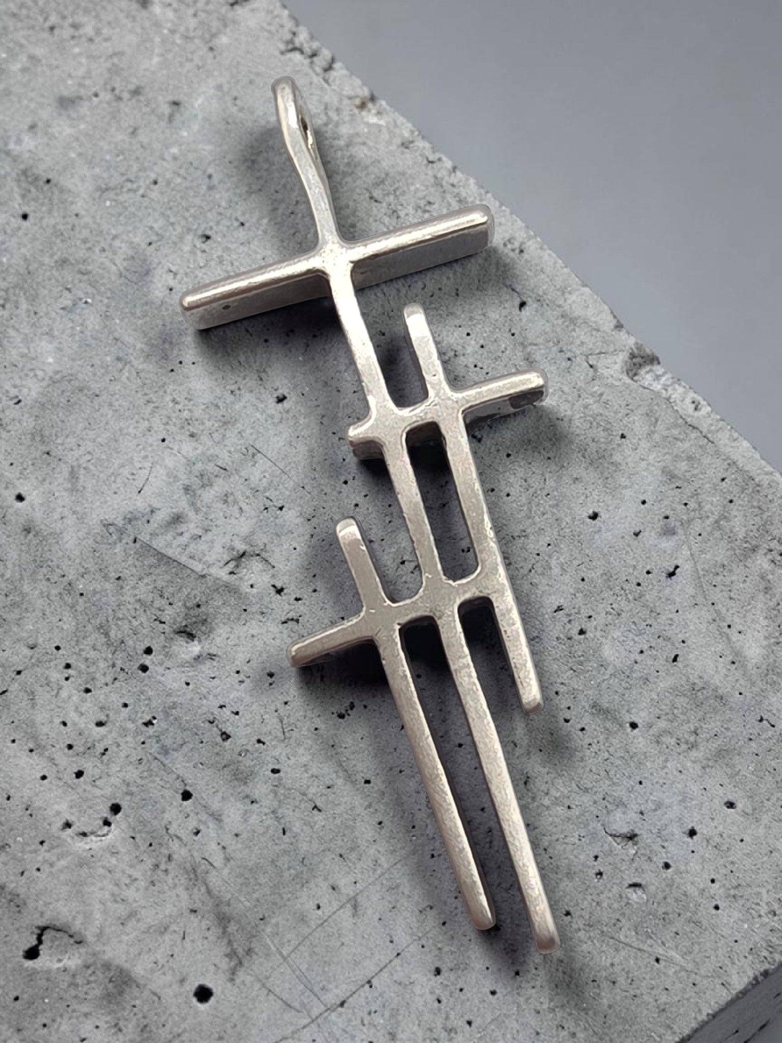 RETIRED James Avery Sterling Silver Crosses of Calvary Three Cross Pendant