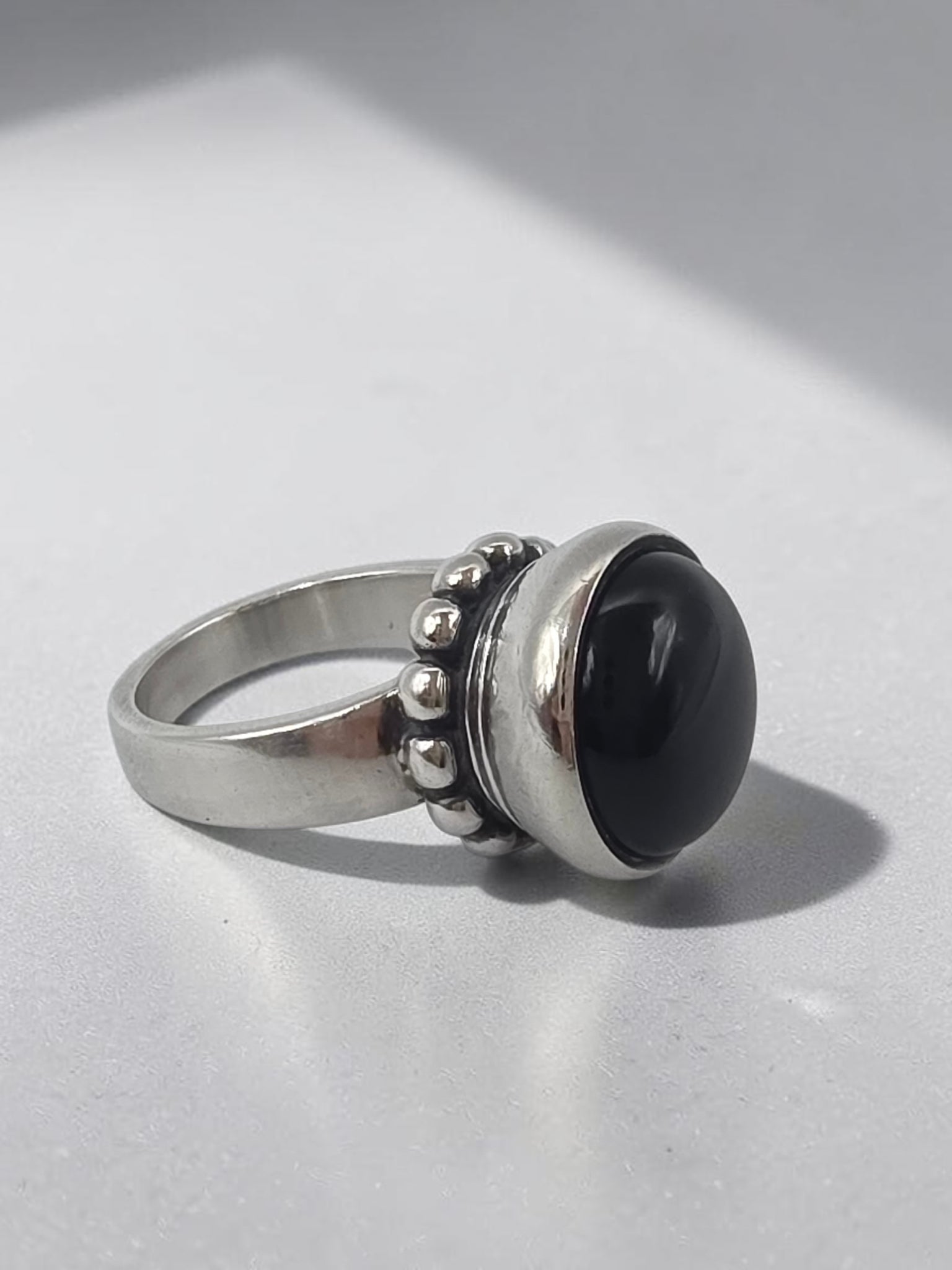 Retired James Avery Sterling Silver Black Onyx Chalcedony African Bead Ring 6.5