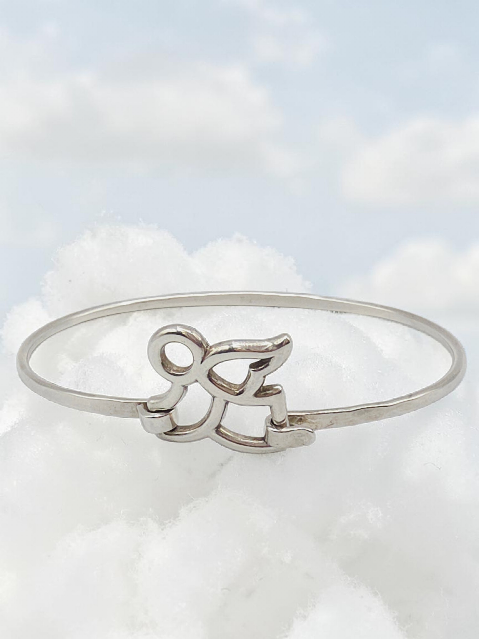 Retired James Avery sterling silver flying angel hook-on bangle bracelet 7.25 inch
