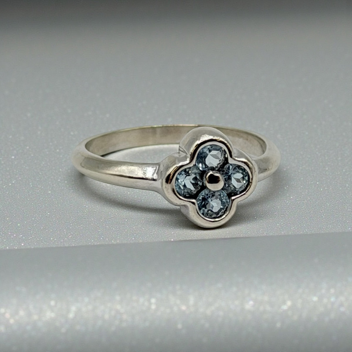 Solid 14K White Gold Blue Spinel Ring – Size 6