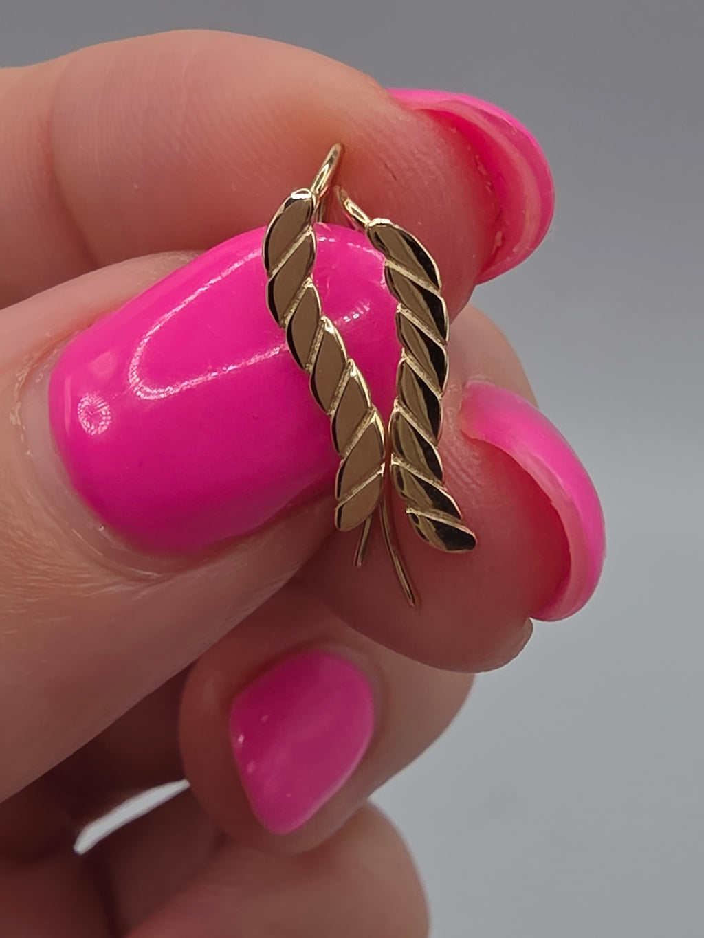 Solid 14K Yellow Gold Leaf Ear Climber Crawler Earrings Minimalist