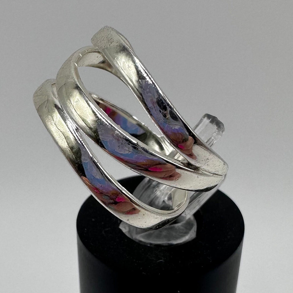 Sterling Silver Ring with Weave Design Size 7.75