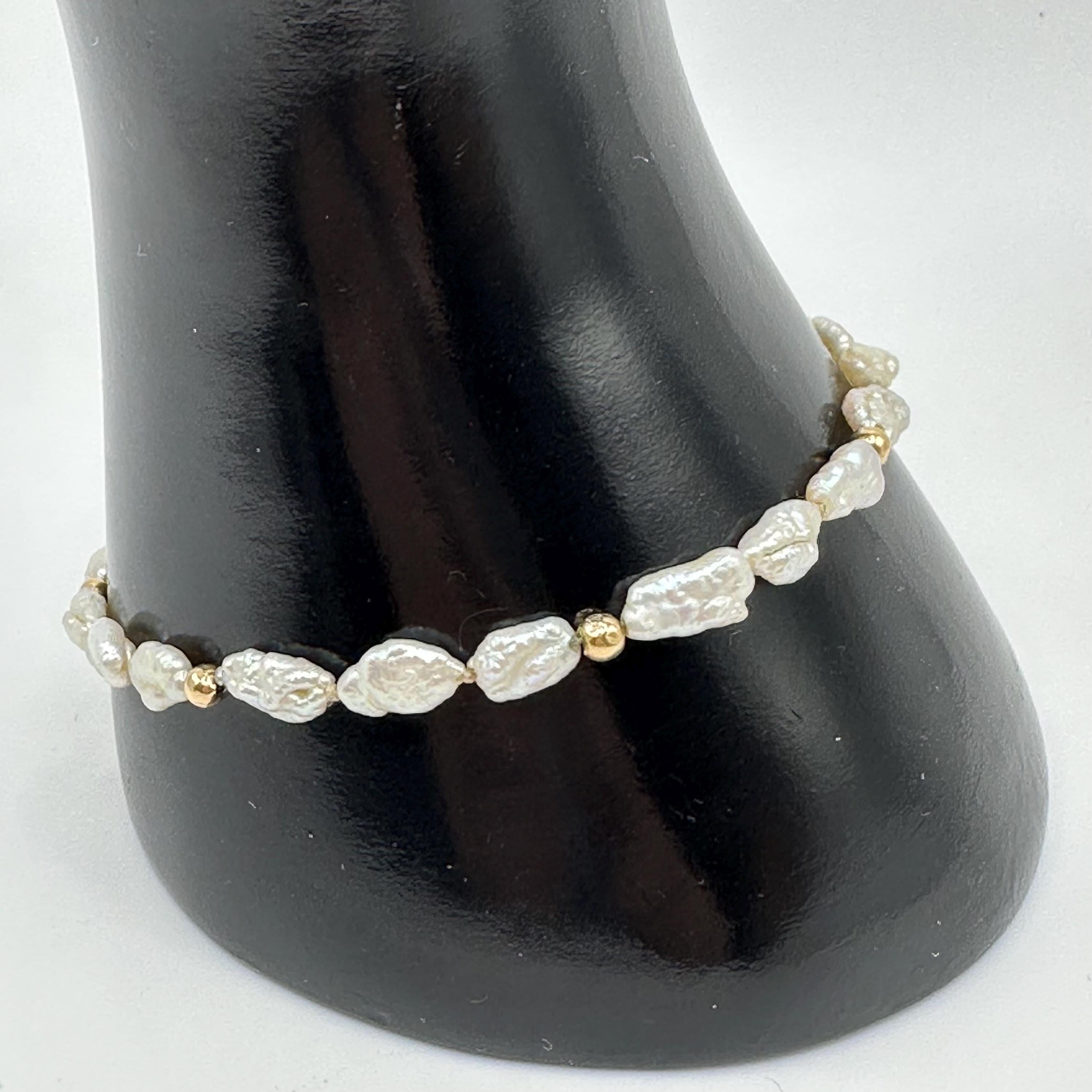 Vintage 14K Gold and Pearl Bracelet 7.5 Inches