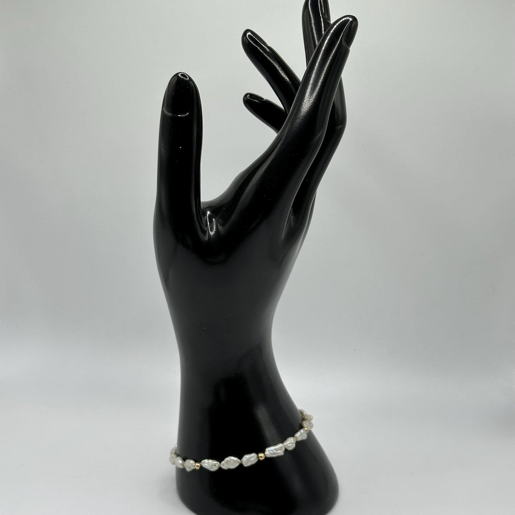 Vintage 14K Gold and Pearl Bracelet 7.5 Inches