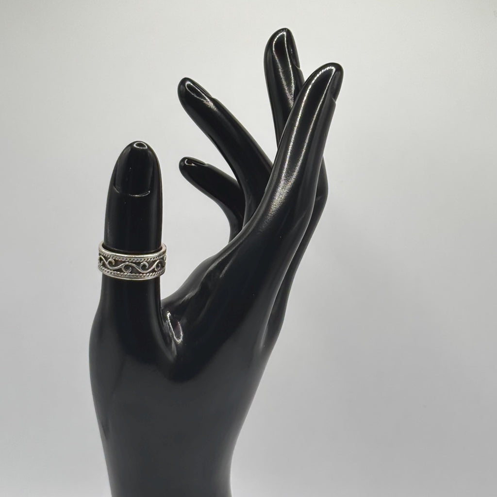 Vintage 925 Sterling Silver Bali Scroll Ring Size  7