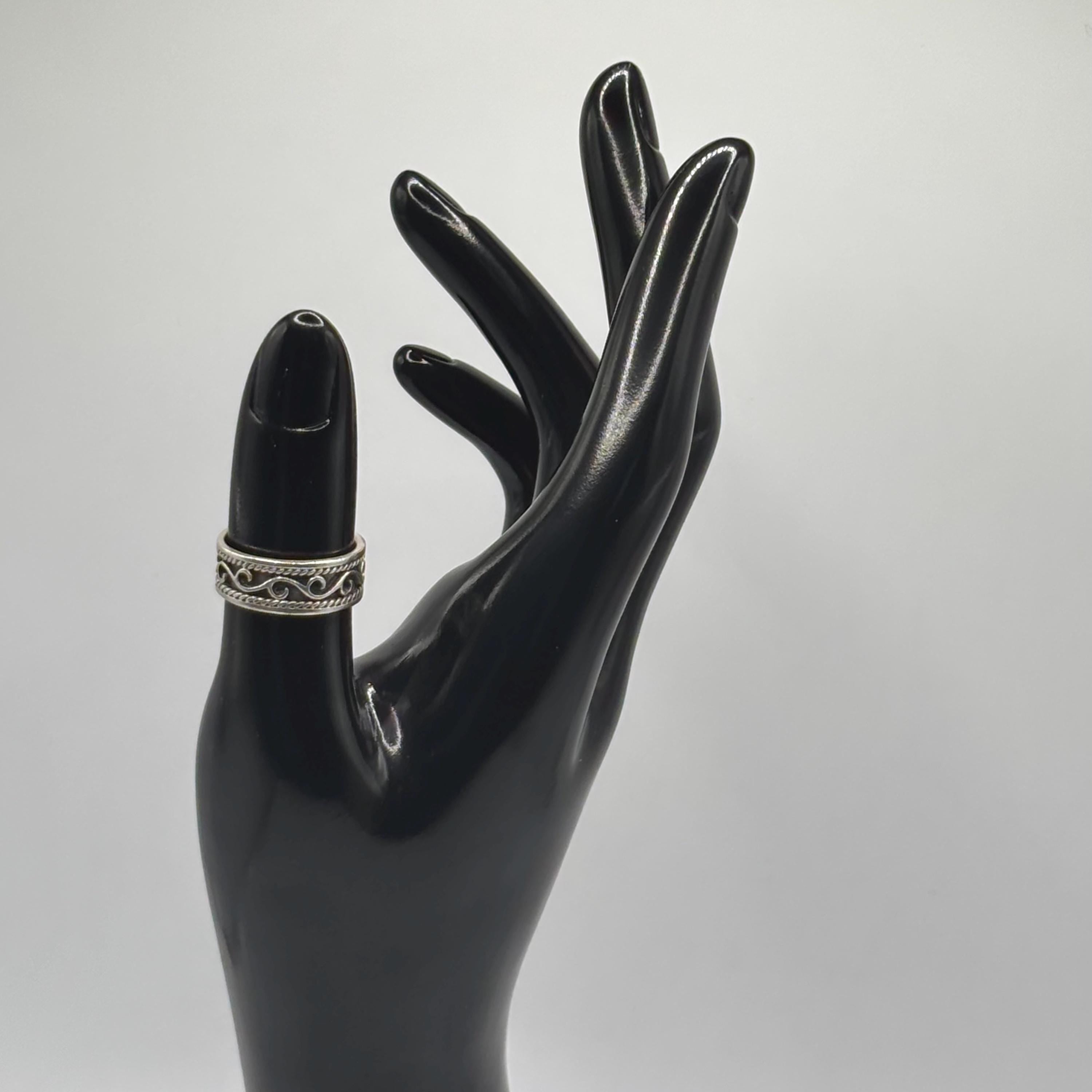 Vintage 925 Sterling Silver Bali Scroll Ring Size  7