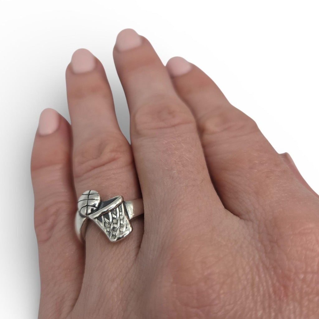 Vintage 925 Sterling Silver James Avery Basketball and Hoop Ring Size 6.5 RETIRED