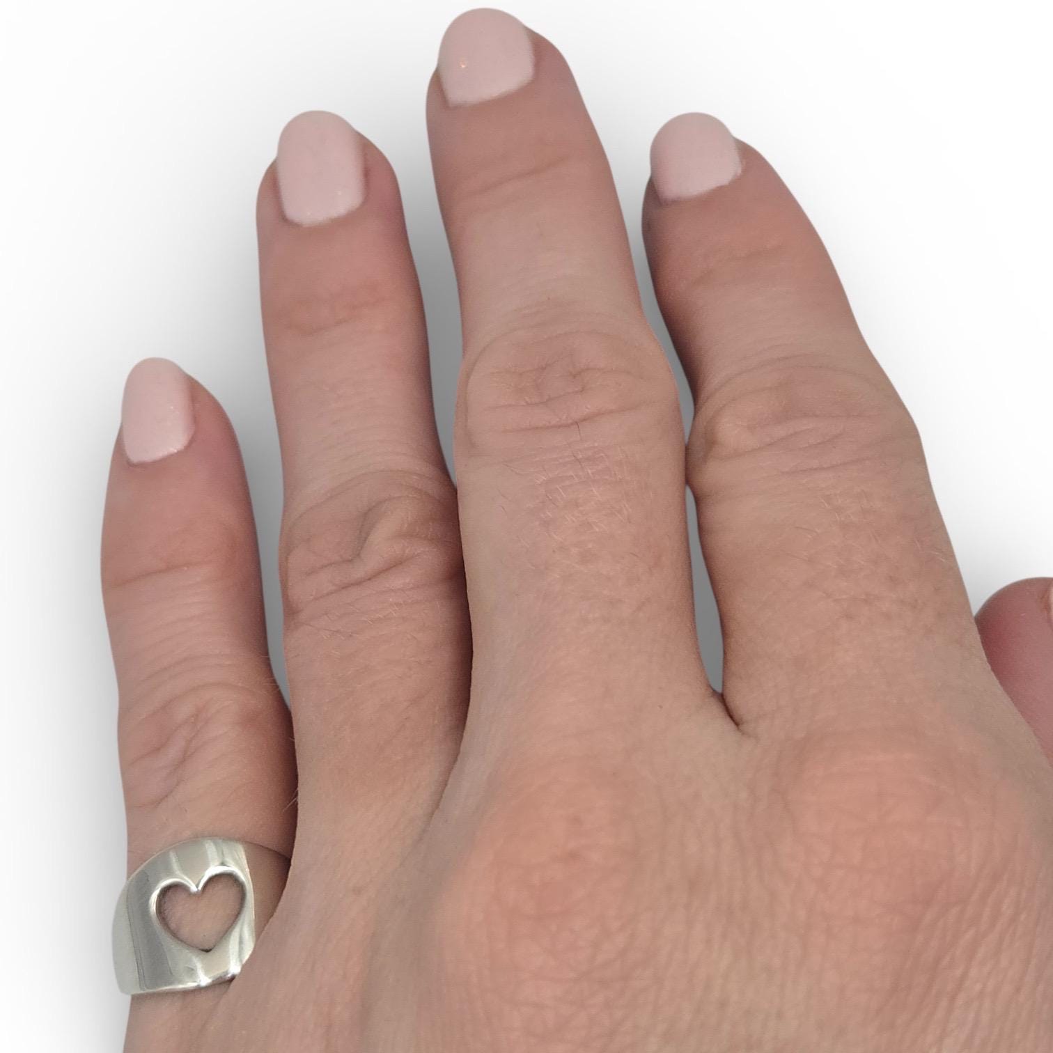 Vintage James Avery Open Heart Ring Sterling Silver RETIRED Size 5.5