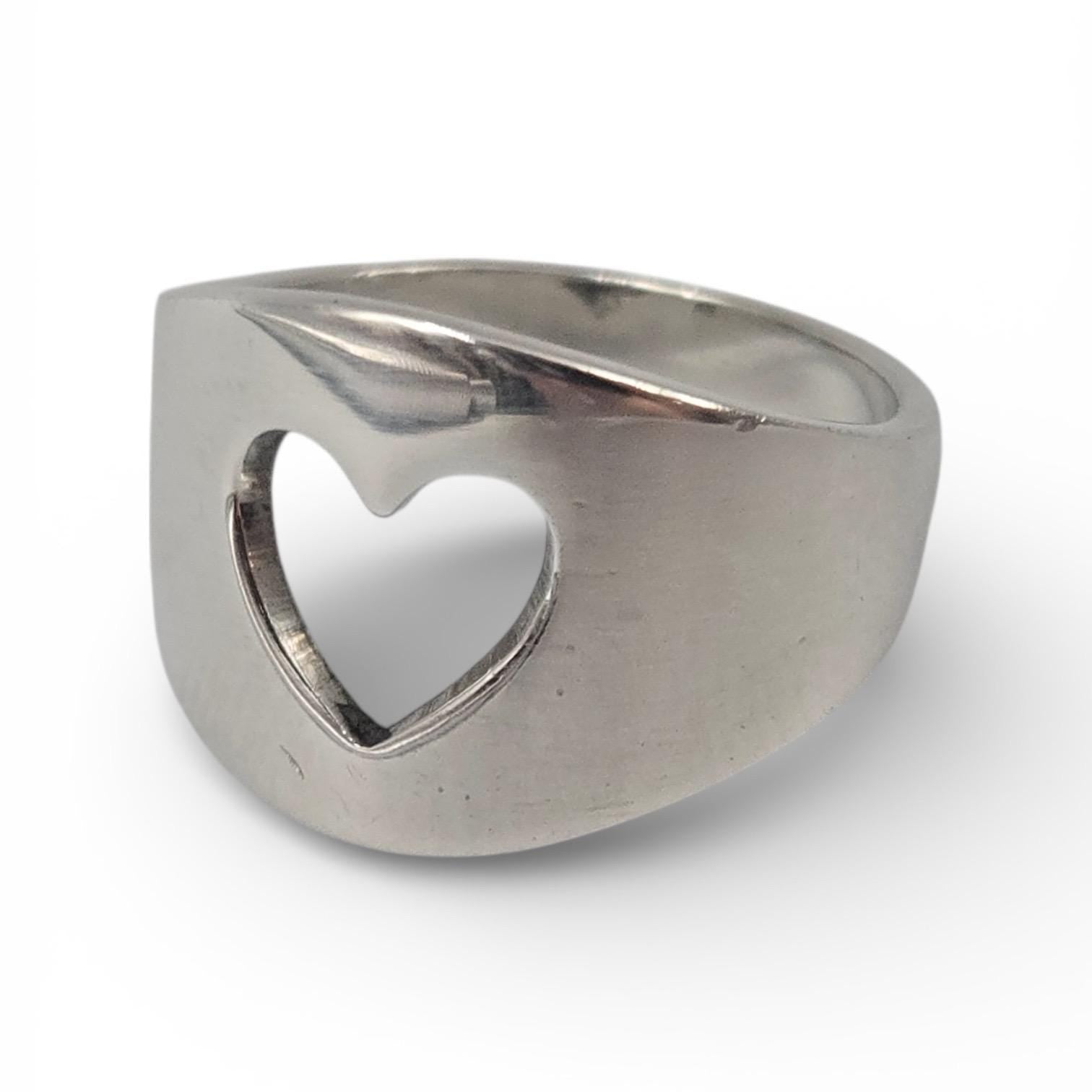 Vintage James Avery Open Heart Ring Sterling Silver RETIRED Size 5.5