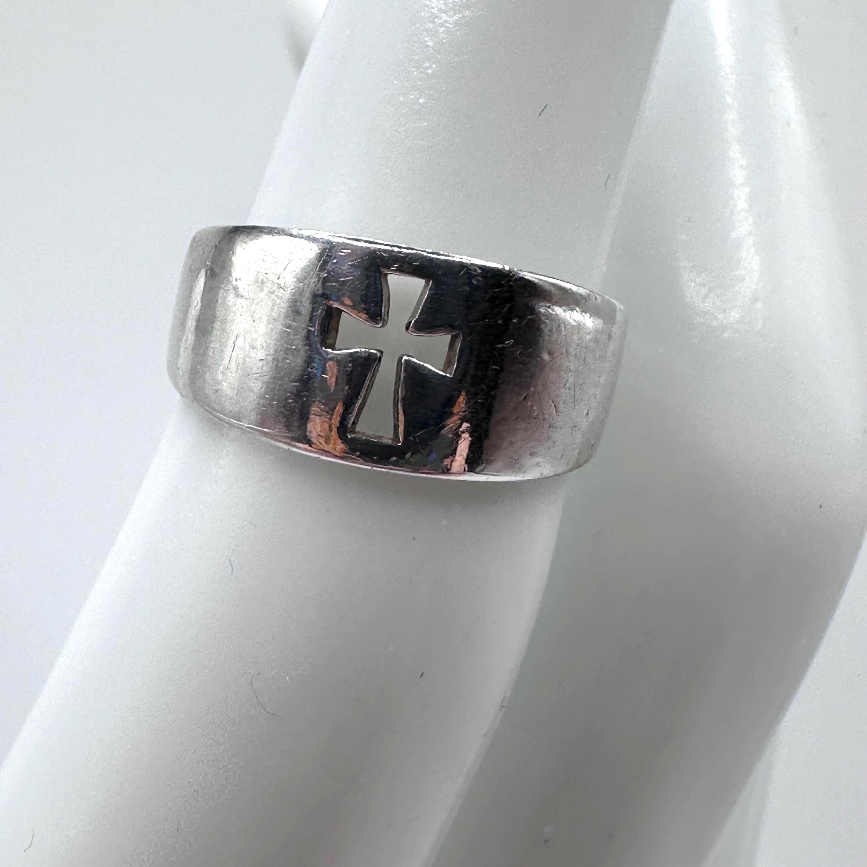 Vintage James Avery Sterling Silver Cross Ring Size 4.75
