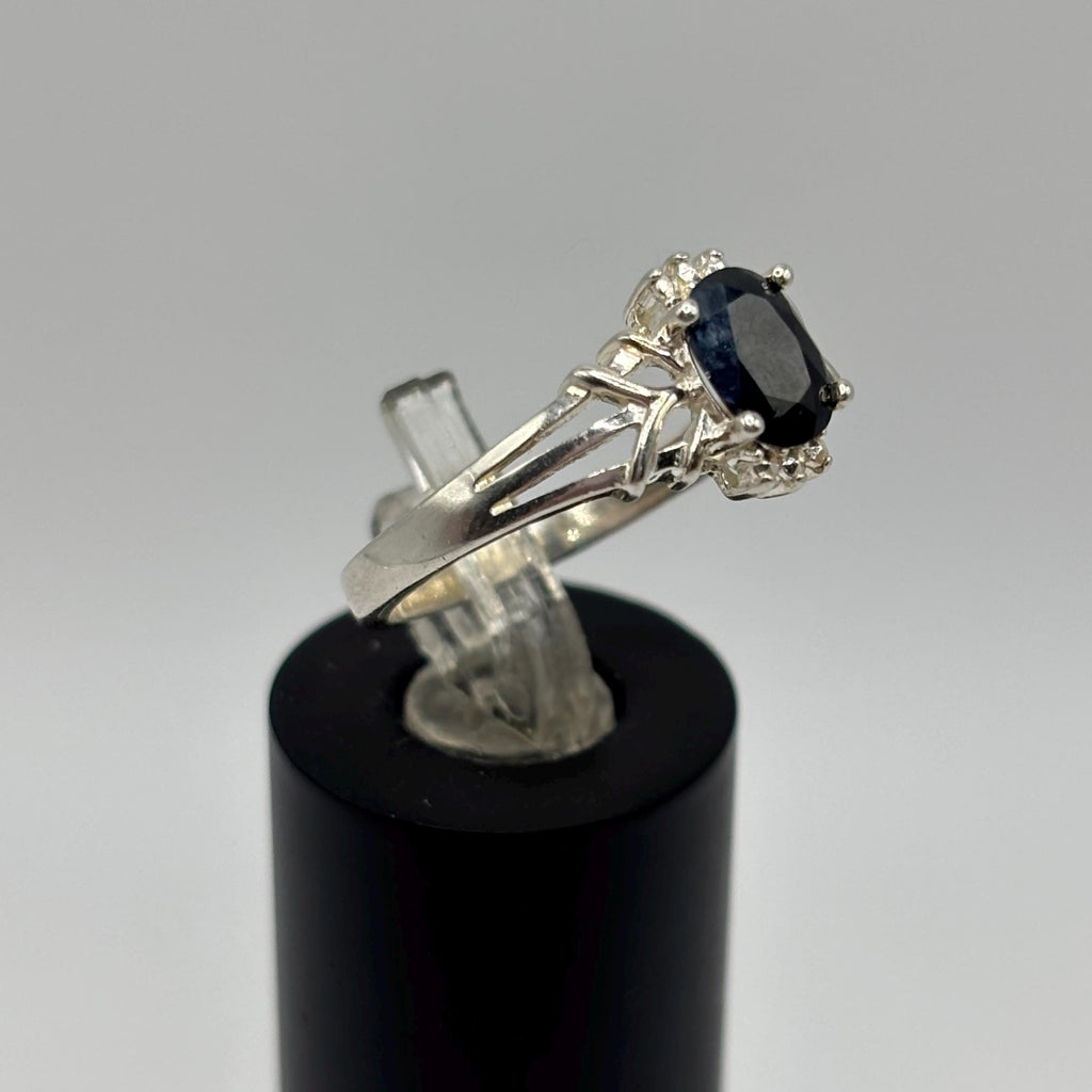 Vintage Oval Sapphire Sterling Silver NV Ring Size 8