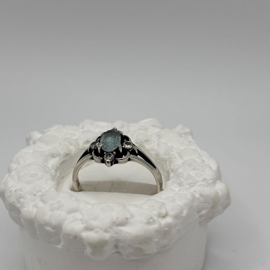 Vintage Sterling Silver and Blue Topaz Ring Size 5