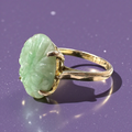 Vintage carved jadeite jade solid 14K yellow gold ring with pierced openwork gallery