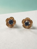 Vintage solid 14K yellow gold blue spinel floral stud earrings