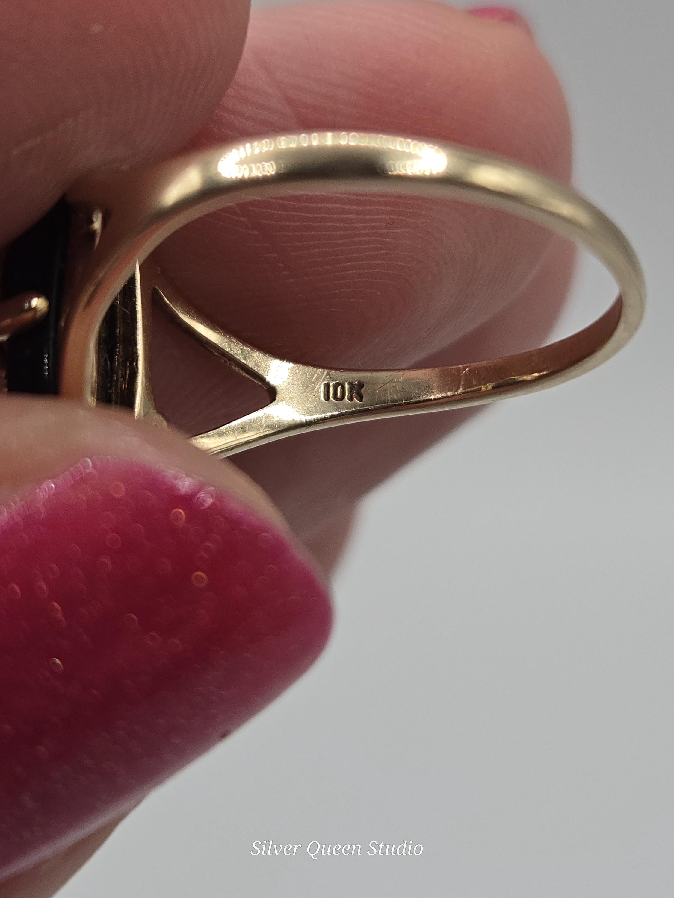 Black Hills Gold Solid 10K Ring with Black Onyx & 12K Leaf Accents – Size 6.25