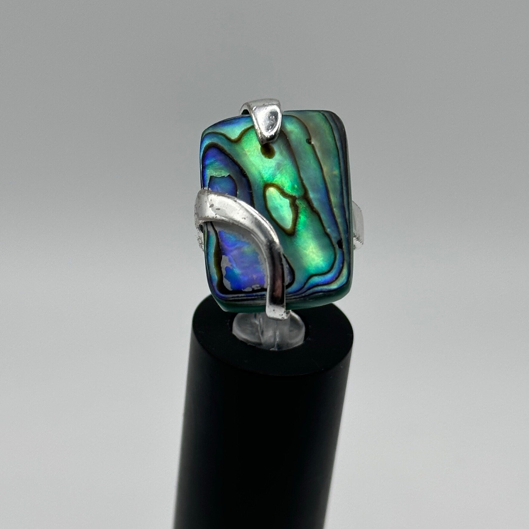 925 Sterling Silver Ring with Mother of Pearl - Size 5.5