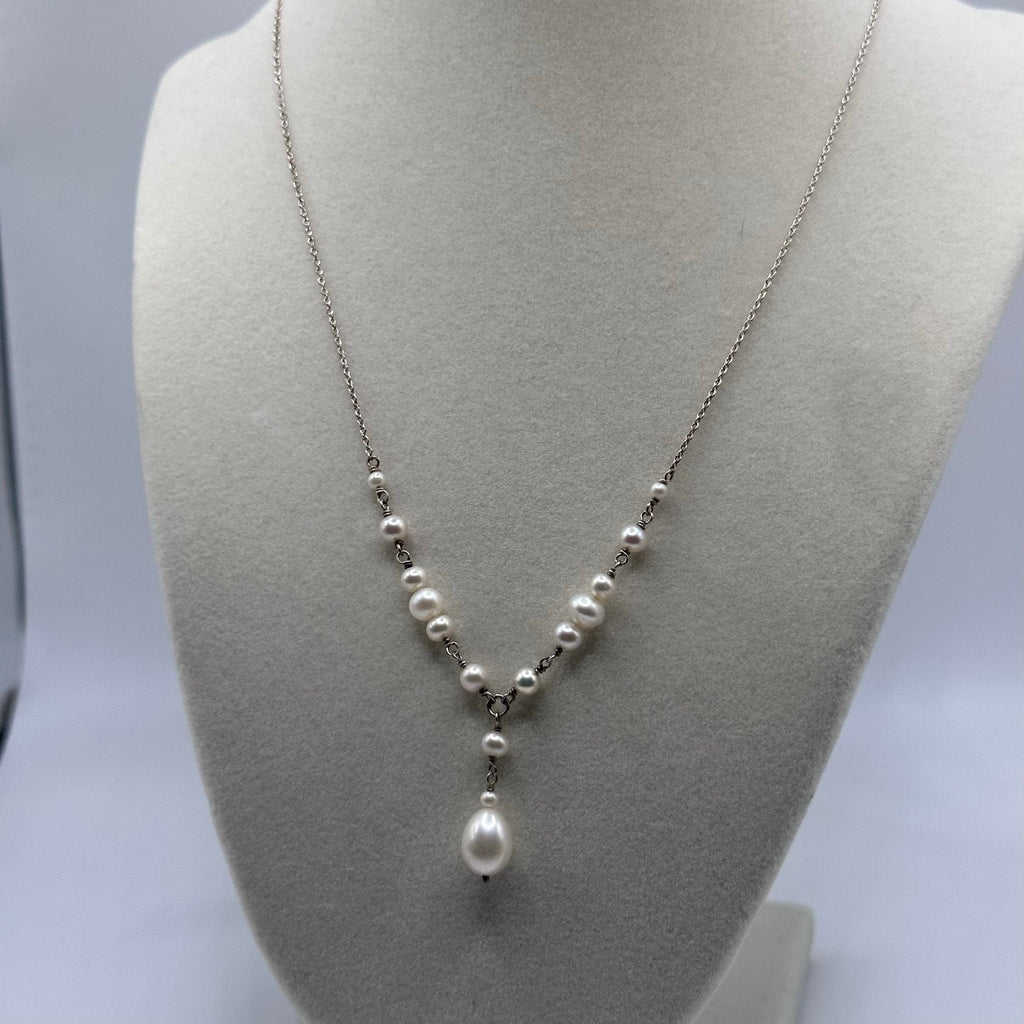 Vintage Pearl and Sterling Silver Necklace 18"
