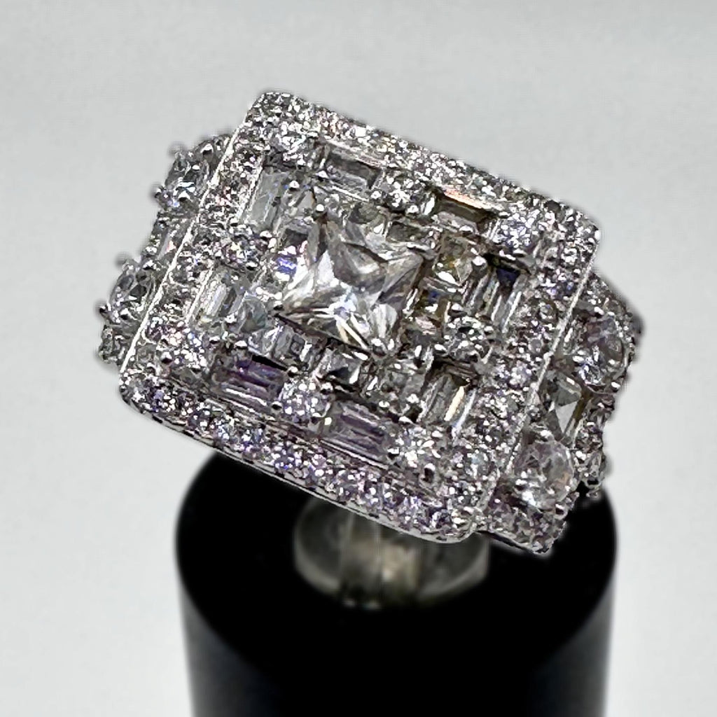 FZN Fuzion Creations 925 Sterling Silver Princess Cut CZ Halo Ring Size 5.25