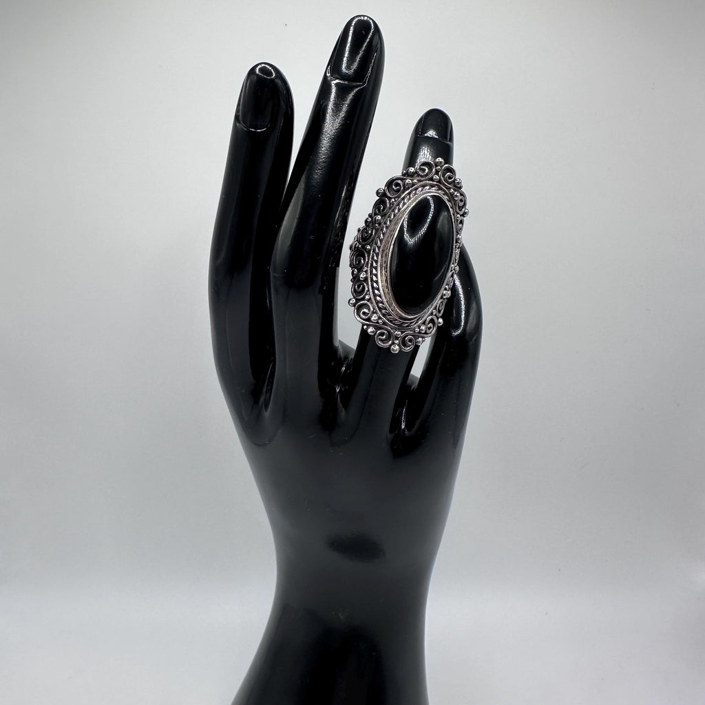 Vintage Samuel B Womens Sterling Silver Onyx Cabochon Cocktail Ring Size 8