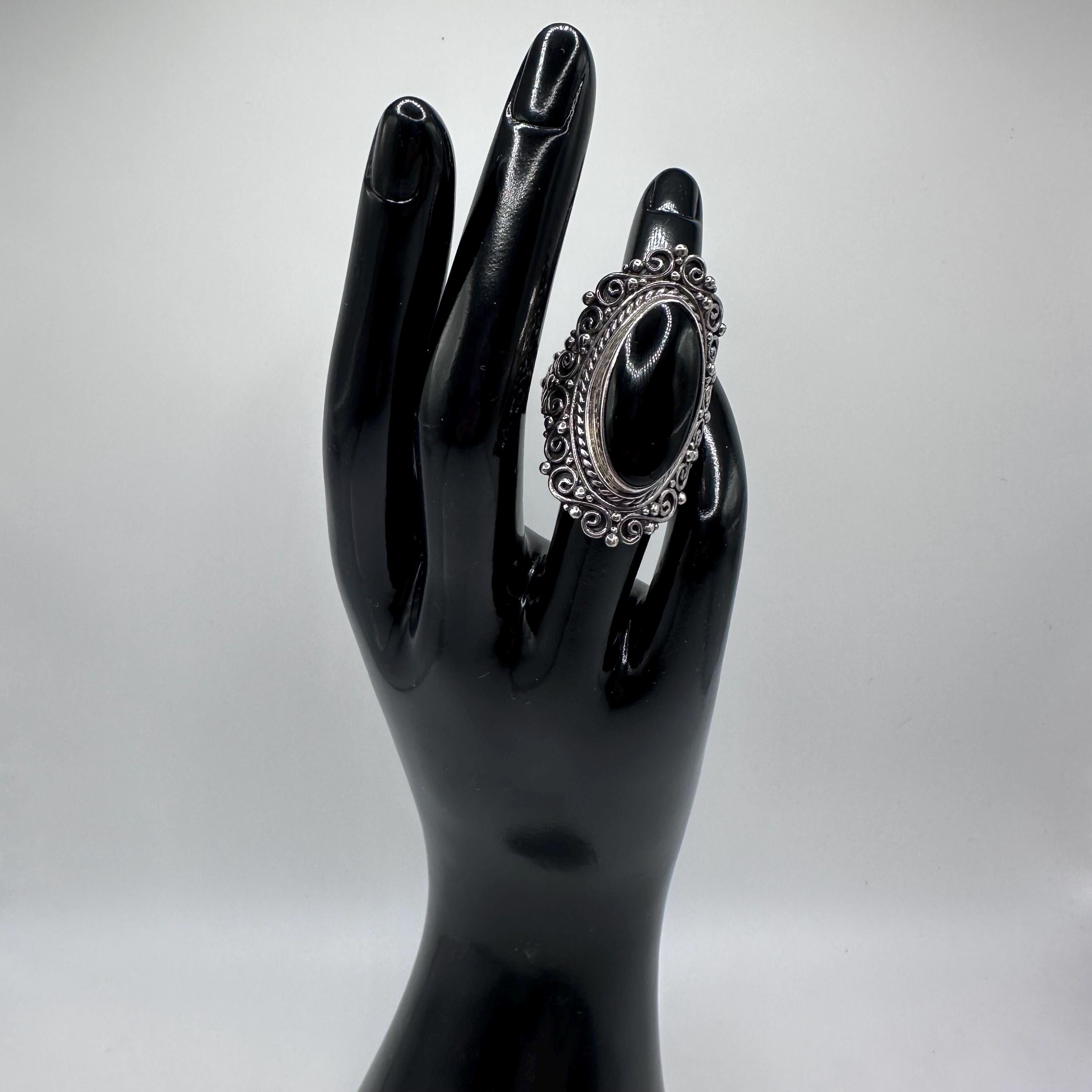 Vintage Samuel B Womens Sterling Silver Onyx Cabochon Cocktail Ring Size 8