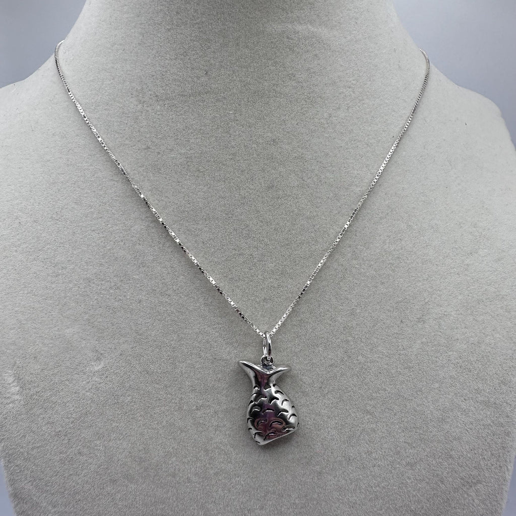 925 Sterling Silver Mermaid Tail Pendant Necklace - 17.5 inch