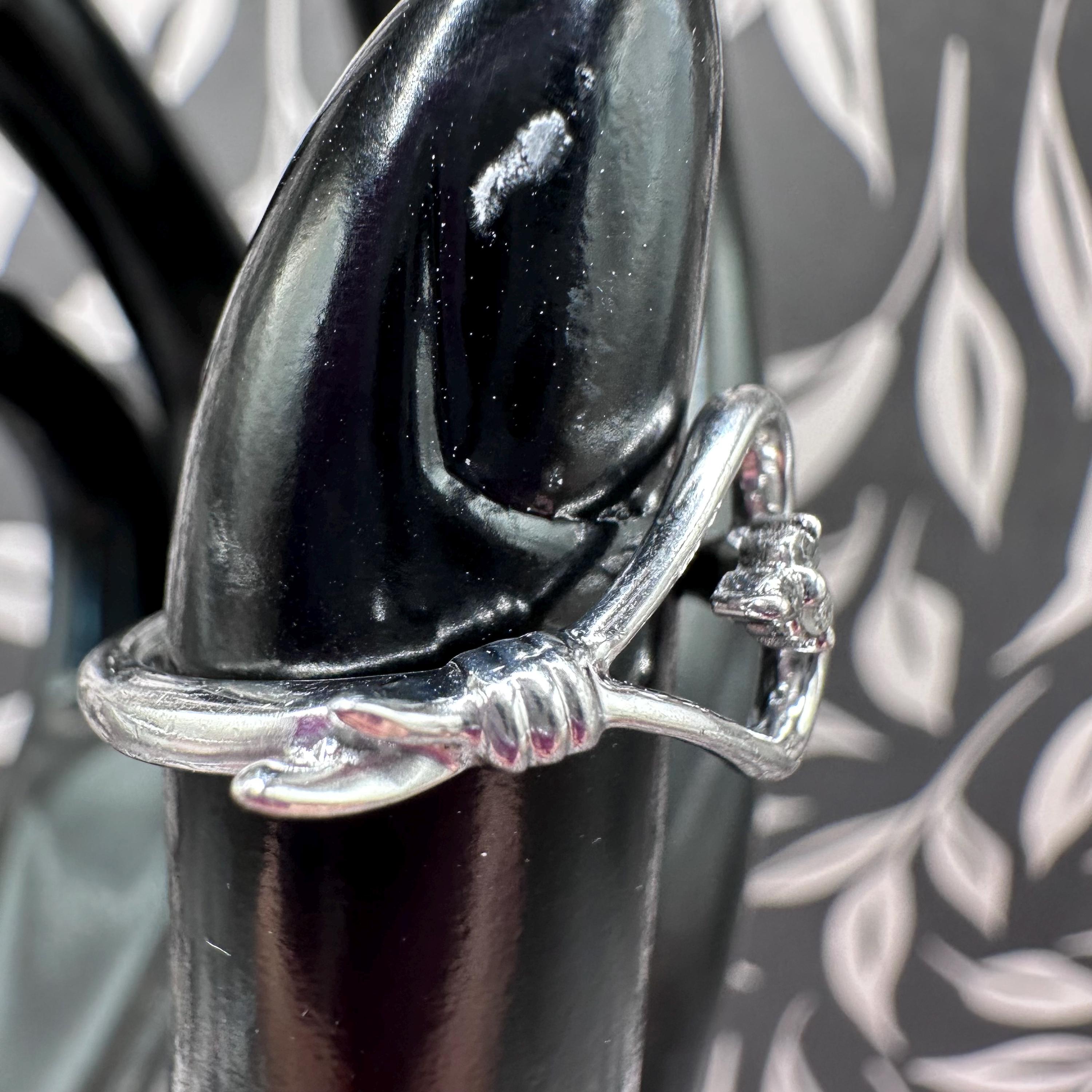 Sterling Silver Diamond Knots of Love Heart Ring Size 6.5