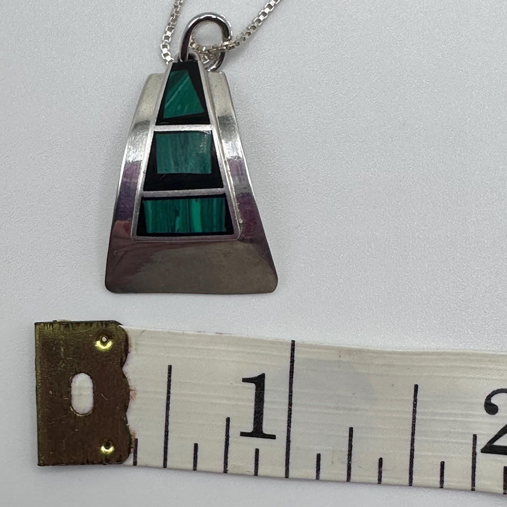 Vintage 950 Sterling Silver Onyx and Malachite Pendant Necklace Native American Mexico 18 inches