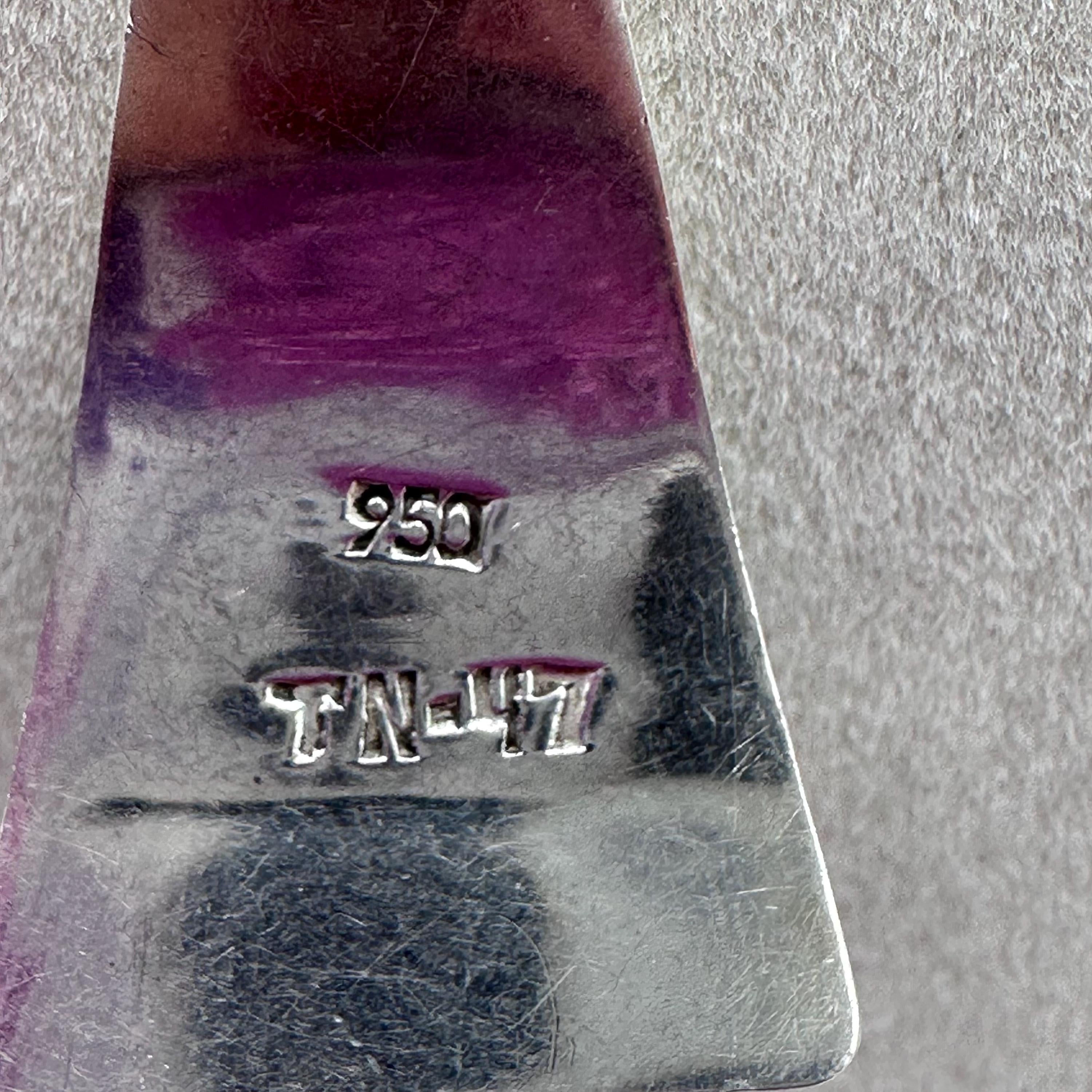 Vintage 950 Sterling Silver Onyx and Malachite Pendant Necklace Native American Mexico 18 inches