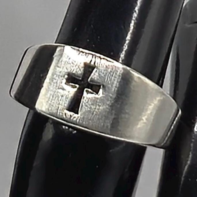 James Avery 925 Sterling Silver Cross Ring Size 5.25