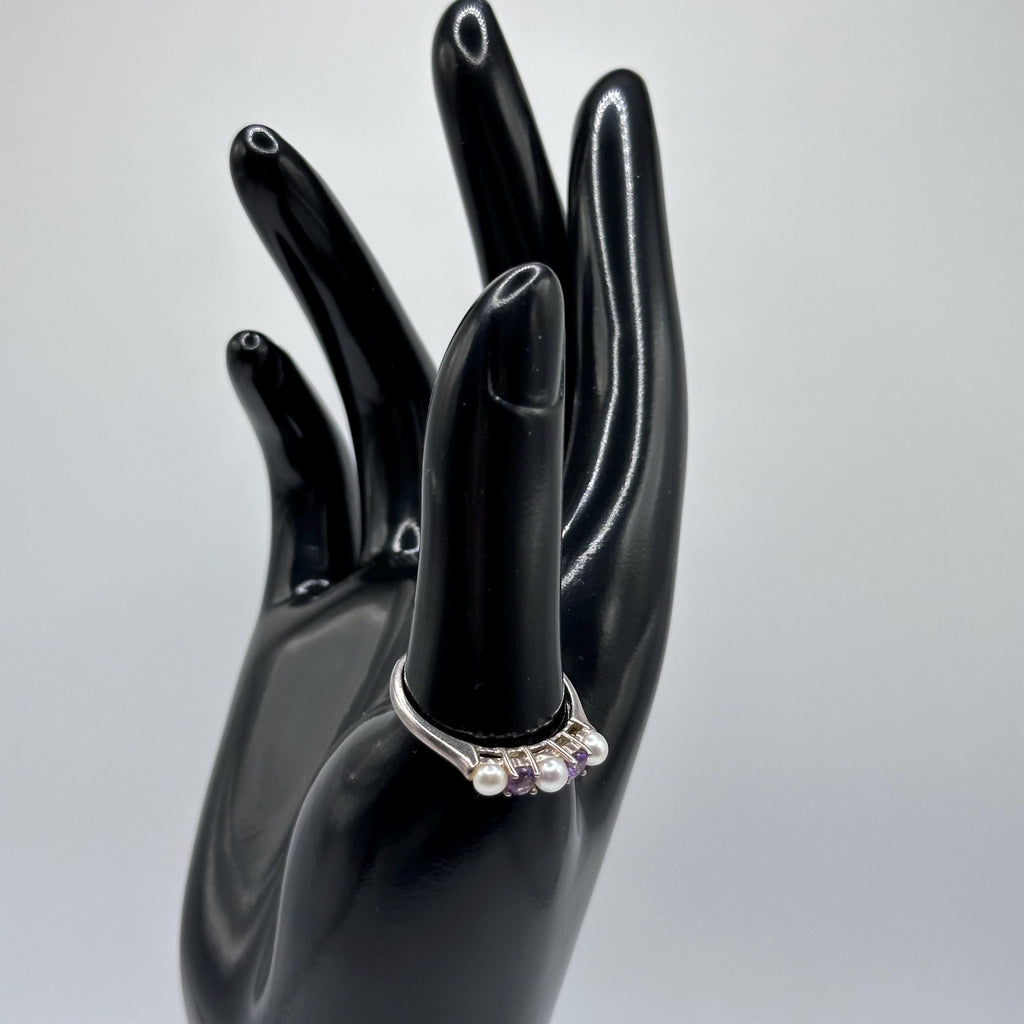 Vintage Sterling Silver with Pearls and Amethyst Ring Size 9.75