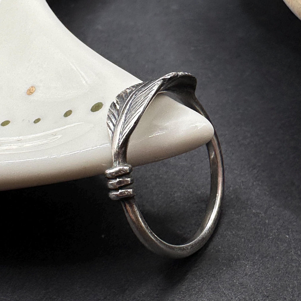 James Avery Delicate Feather Sterling Silver 925 Ring Size 7 RETIRED