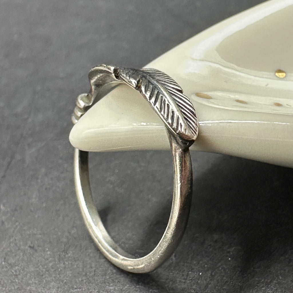 James Avery Delicate Feather Sterling Silver 925 Ring Size 7 RETIRED