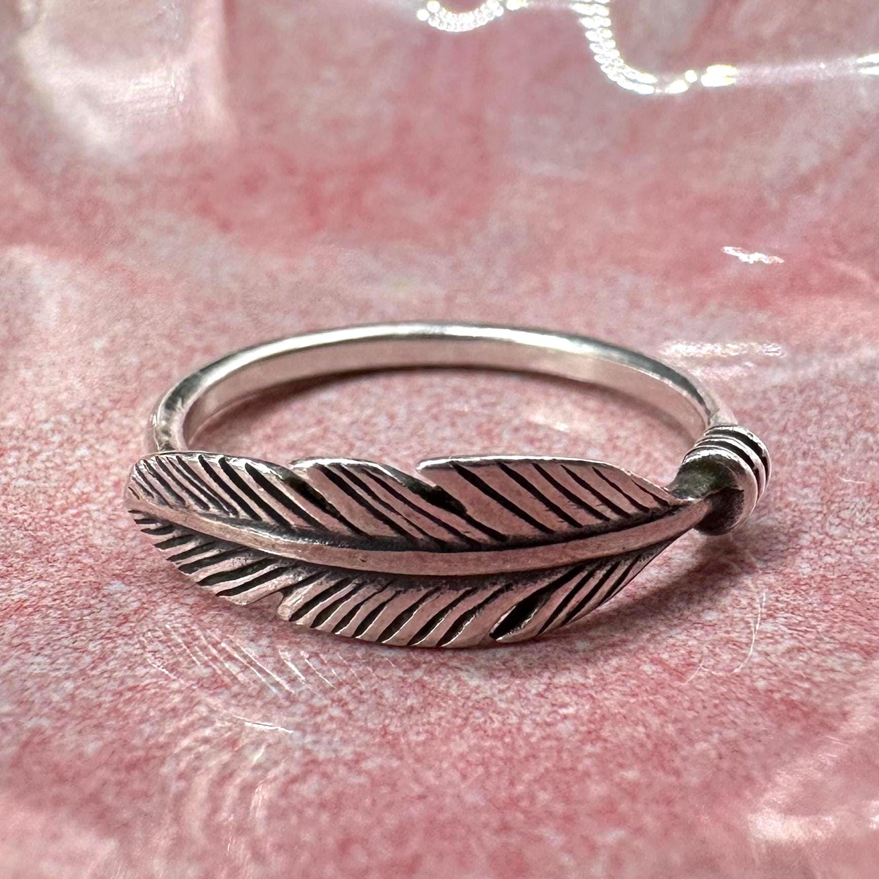 James Avery Delicate Feather Sterling Silver 925 Ring Size 7 RETIRED