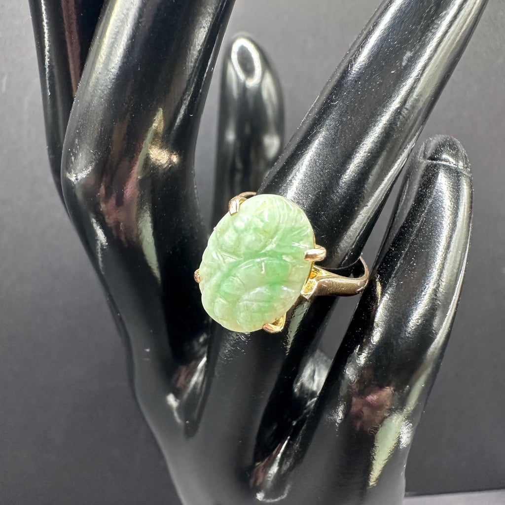 Solid 14K Yellow Gold Ring with Carved Jadeite – Size 5.5