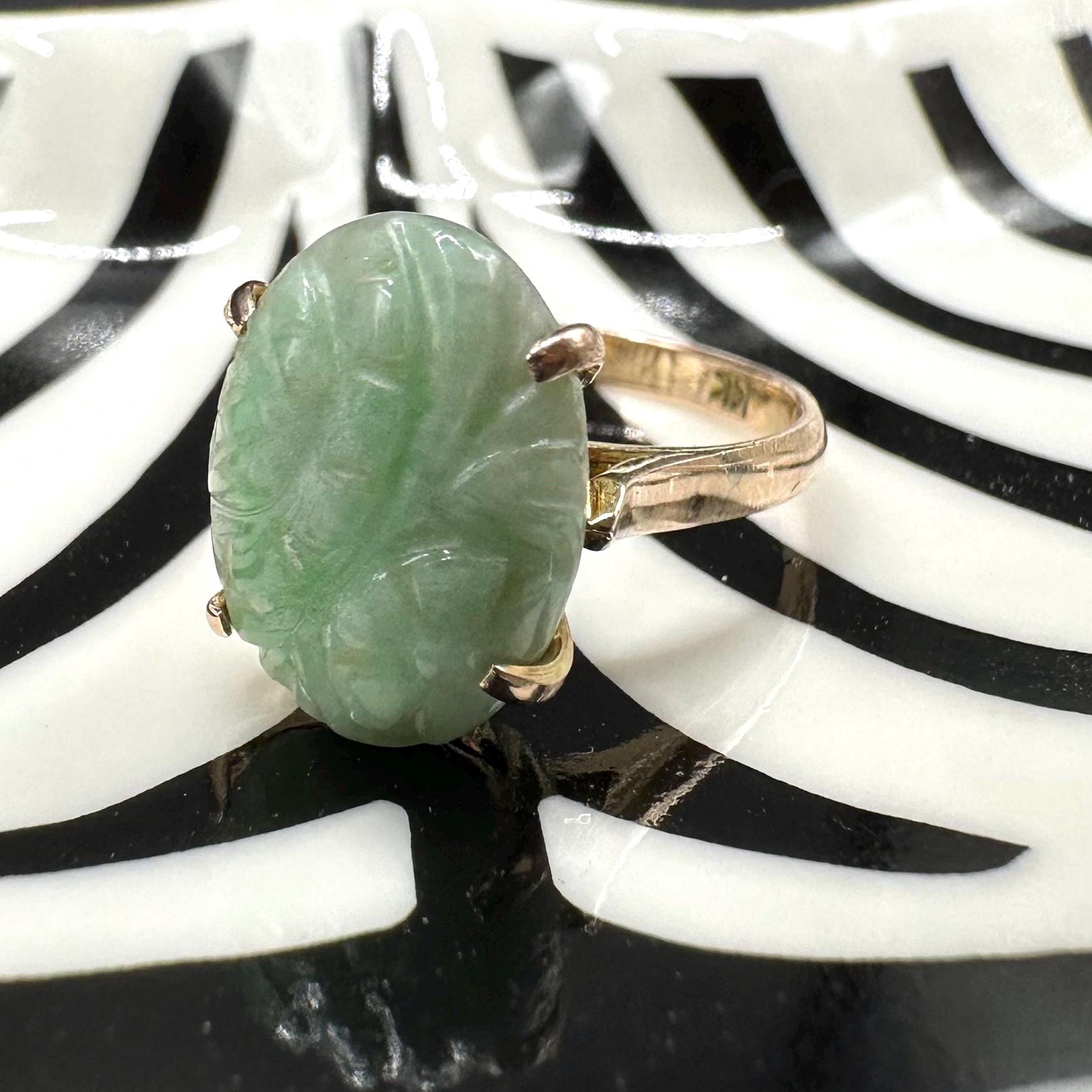 Solid 14K Yellow Gold Ring with Carved Jadeite – Size 5.5