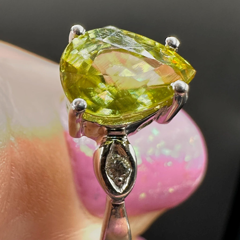 TGGC Solid 10K White Gold Ring with Natural Sphene & White Topaz Accents Size 8