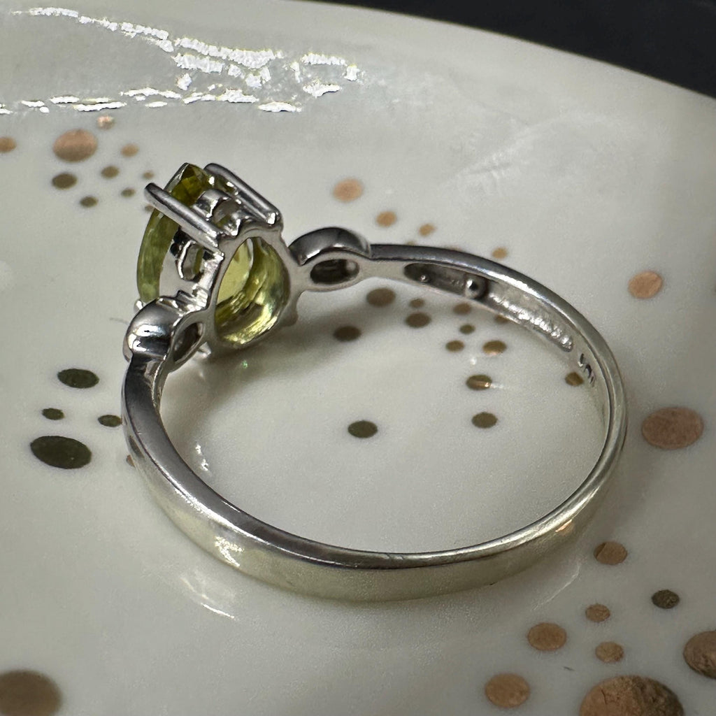 TGGC Solid 10K White Gold Ring with Natural Sphene & White Topaz Accents Size 8